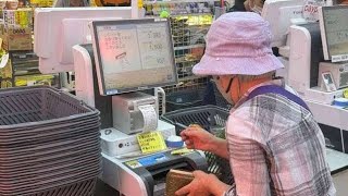 「スマホが前提なんて…」行きつけ飲食店を失ったシニアも　セルフレジに「戸惑う」