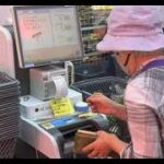 「スマホが前提なんて…」行きつけ飲食店を失ったシニアも　セルフレジに「戸惑う」