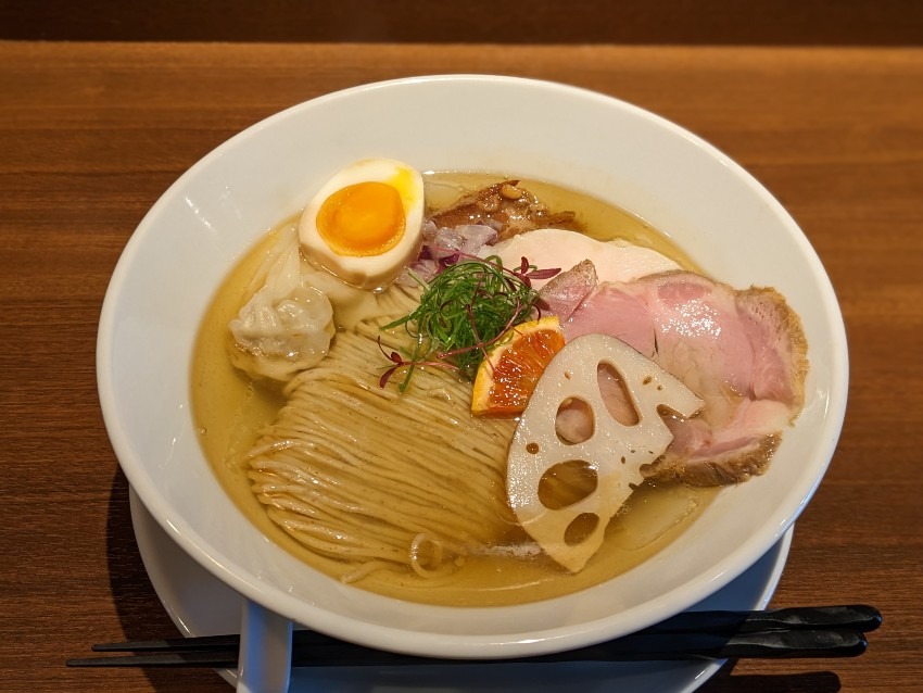 Hard-to-find ramen restaurant