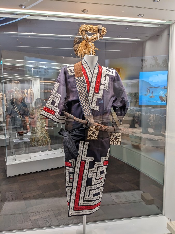 Ainu folk costume (male)